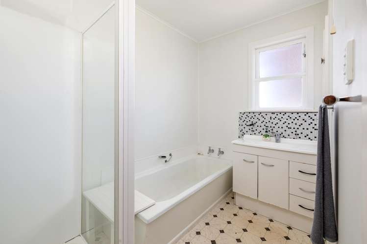 82 Totara Street Lansdowne_7