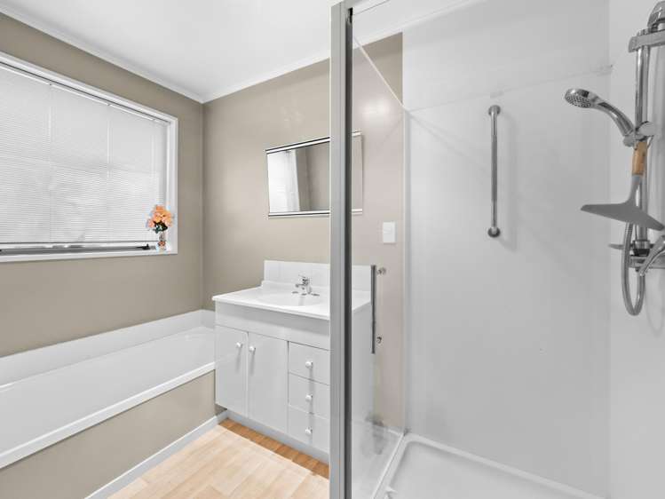 123 Pages Road Allenton_19