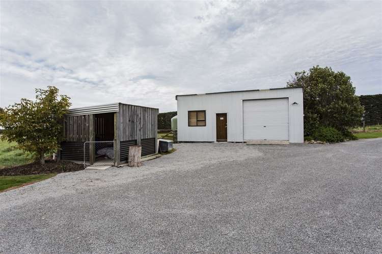 308 Stokes Road Balcairn_15