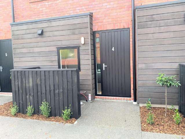 4/ 66 Innes Road Merivale_1