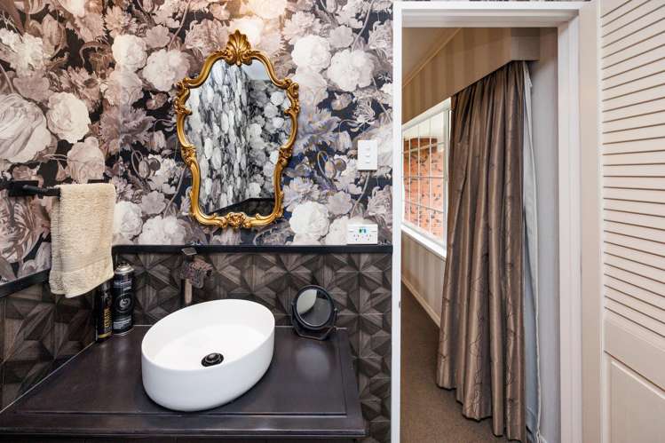 7 Woodfield Avenue Roslyn_16