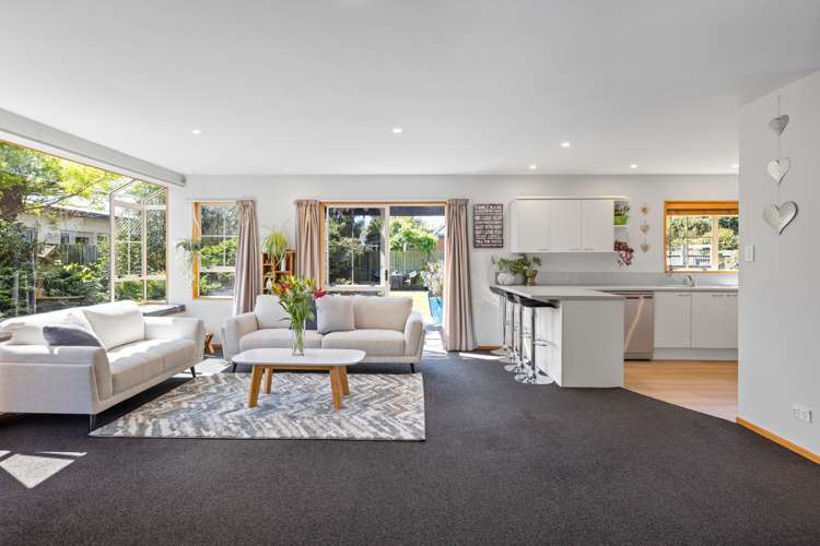 16 Patricia Place Harewood_4