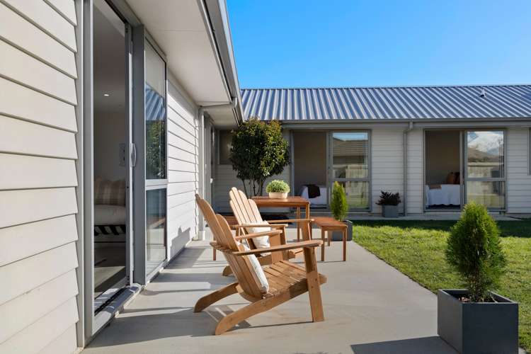 1 Risinghurst Terrace Lower Shotover_13