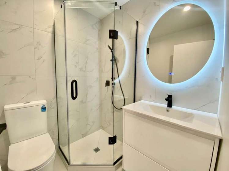 8/52 Rua Road Glen Eden_8