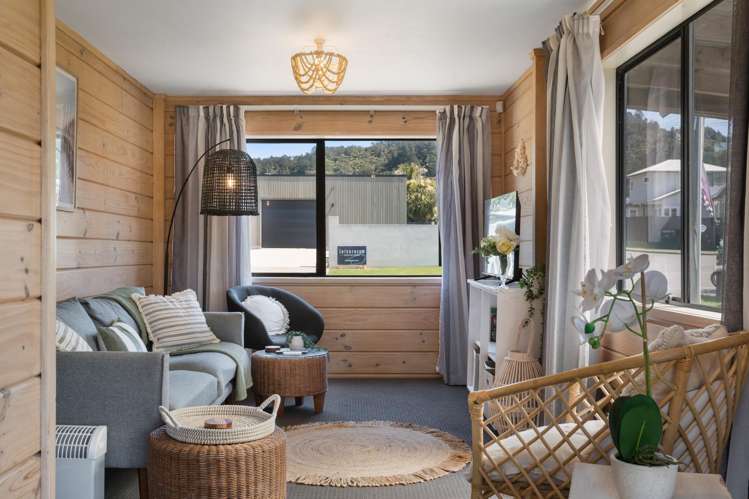 42 Beach Road Waihi Beach_6