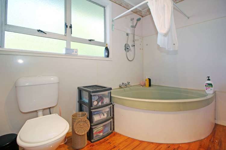 8 Wordsworth Road Manurewa_12