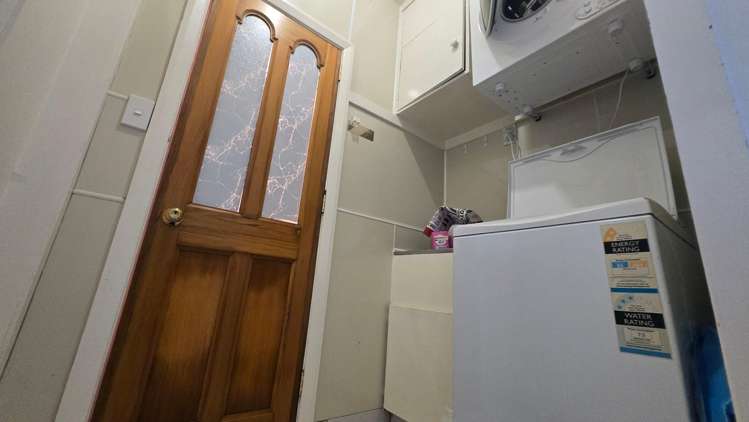  A/13 Romney Square Tawa_10