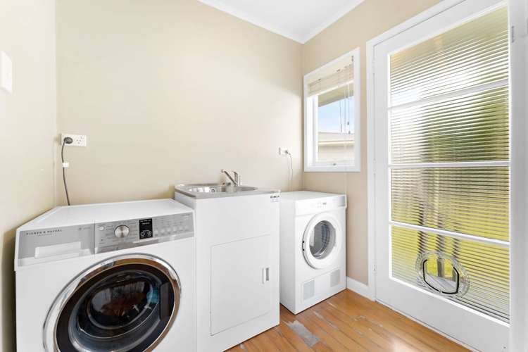 33 Covil Avenue Te Atatu South_17