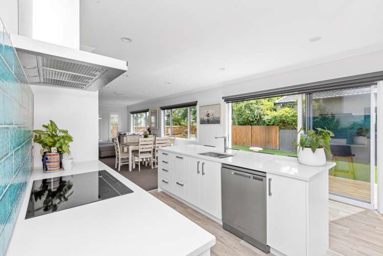 28 Cassino Crescent Onekawa_8