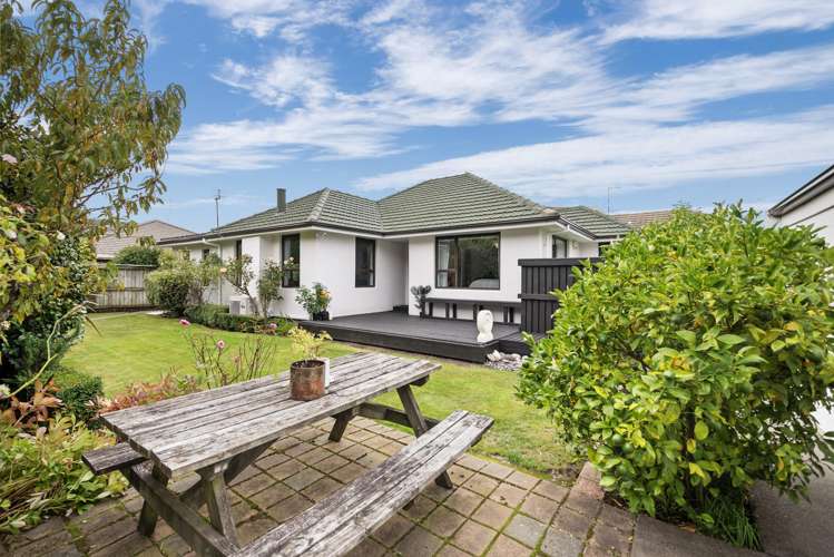 1/51 Sturrocks Road Redwood_14