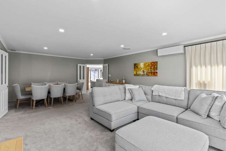 40 Shelter Drive Greenhithe_15