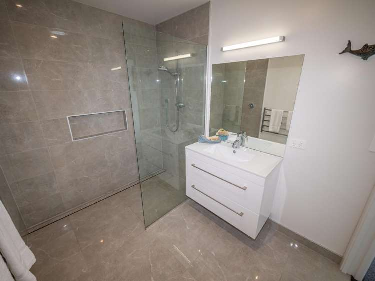 27 Eagles Way Coopers Beach_22