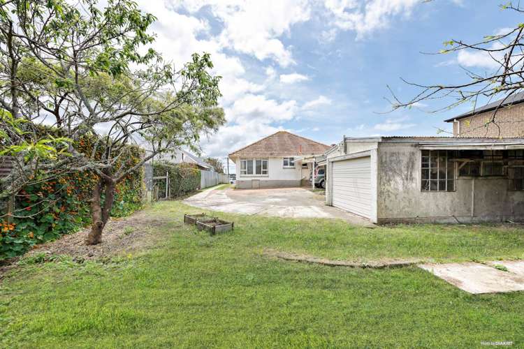 527 Richardson Road Mount Roskill_6