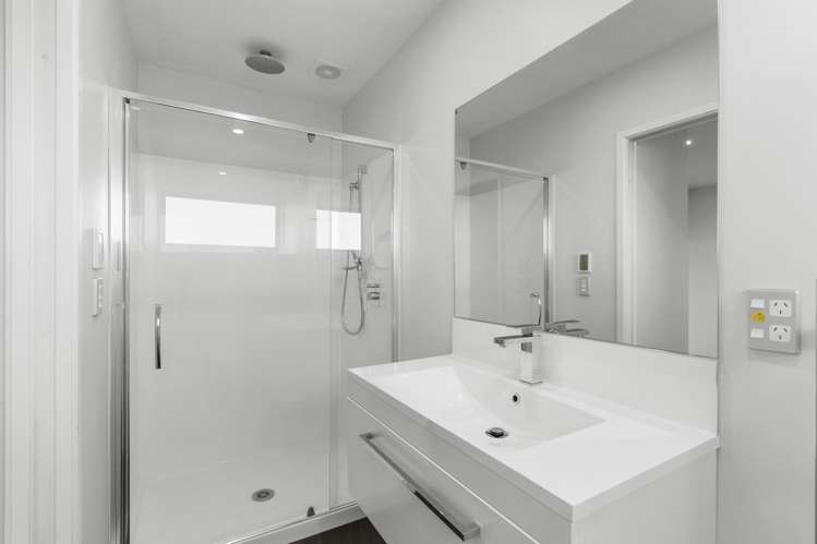 20 Skyhawk Road Wigram_11