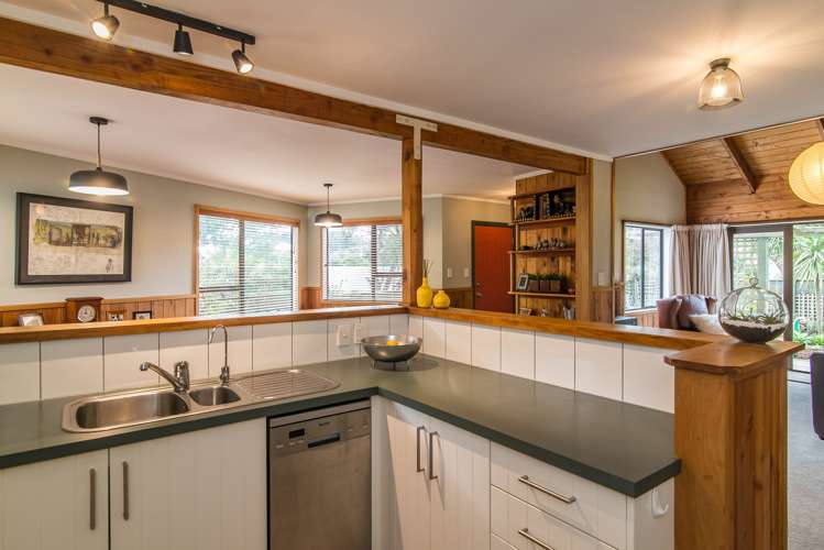 117 Rosetta Road Raumati South_10