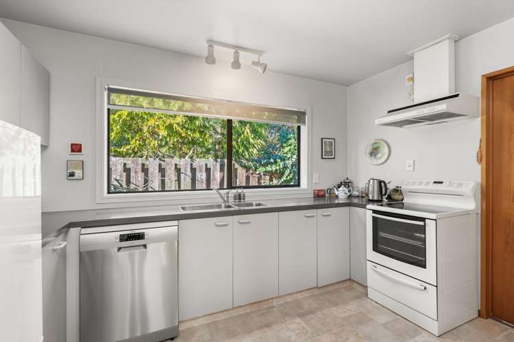 3/3 Sumnervale Drive Sumner_9
