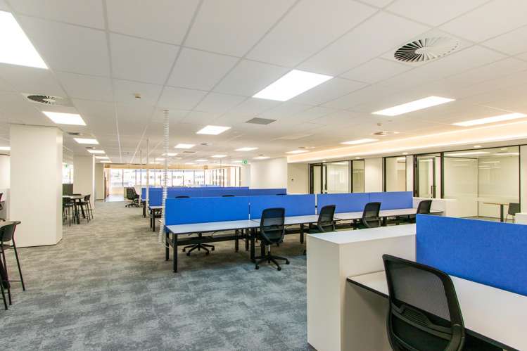 C.2/1 The Strand Takapuna_4