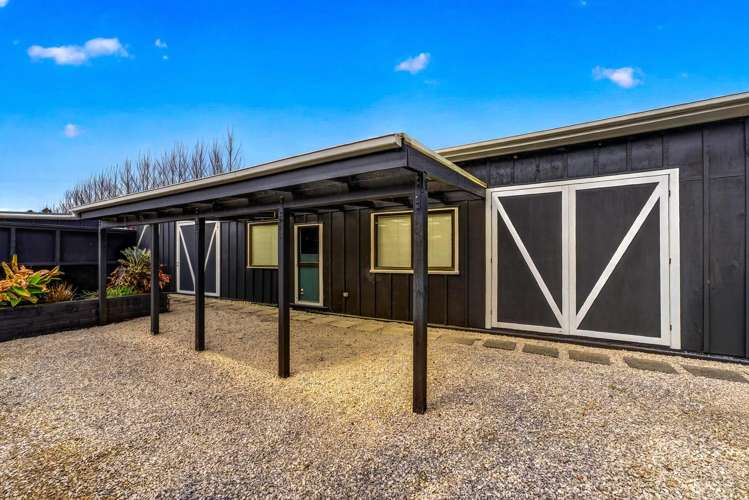 240 Mill Flat Road Riverhead_25