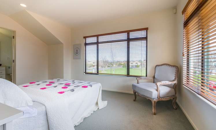 1/8 Tuscany Way Te Atatu Peninsula_5