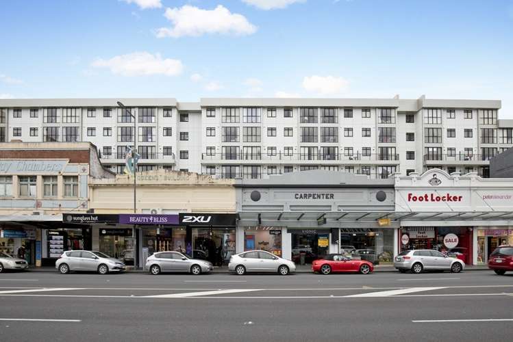 B713/176 Broadway Newmarket_16