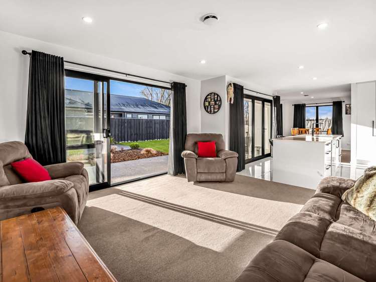 15B Strowan Avenue_1
