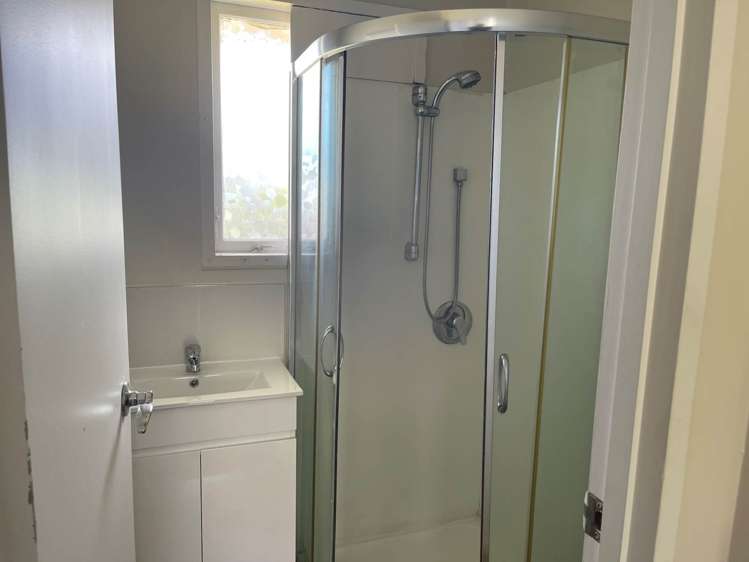 5/80 Portage Road New Lynn_3