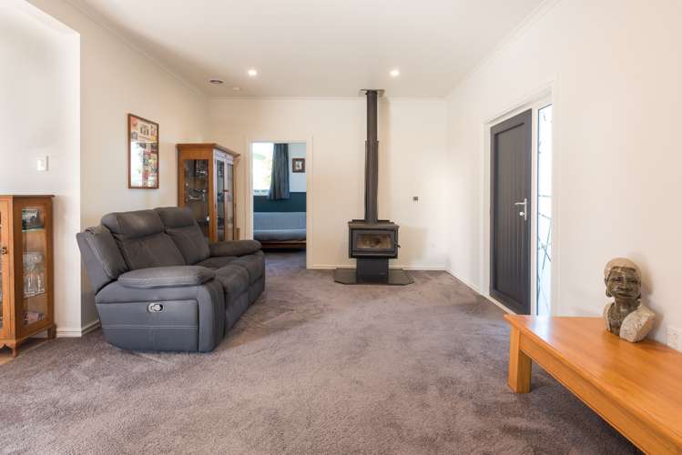 3 Elzy Street Blenheim Central_6