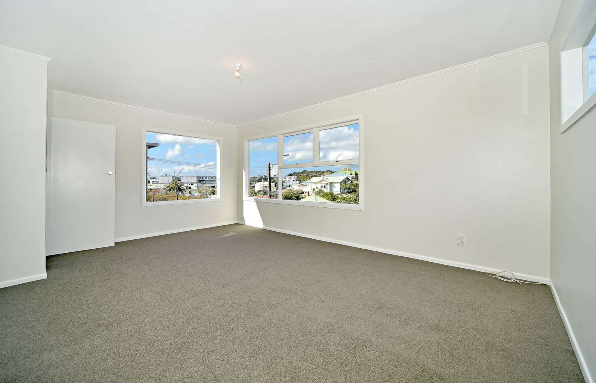 4/17A Esplanade Road Mt Eden_0