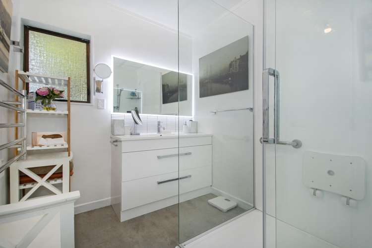 14 Magnolia Avenue Kamo_13