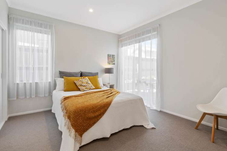 20 Couldrey Crescent Red Beach_12