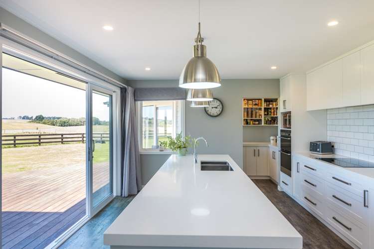 467 Lees Road Feilding_8