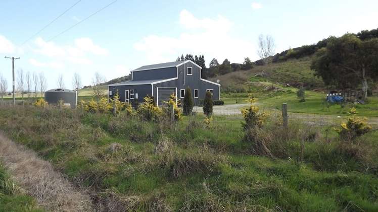 145 Caveland Road Te Whiti_4