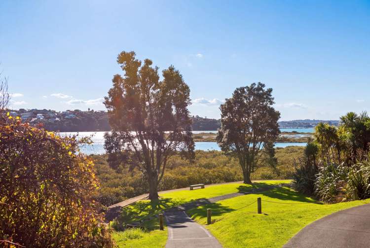 14 Mana Place Te Atatu Peninsula_11