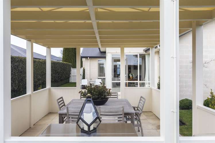 30 Applefield Court Northwood_35