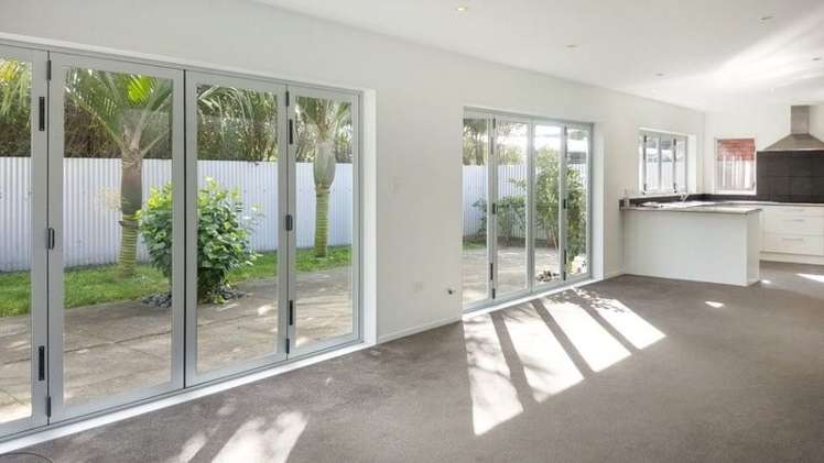 8 Derry Street Greenlane_9