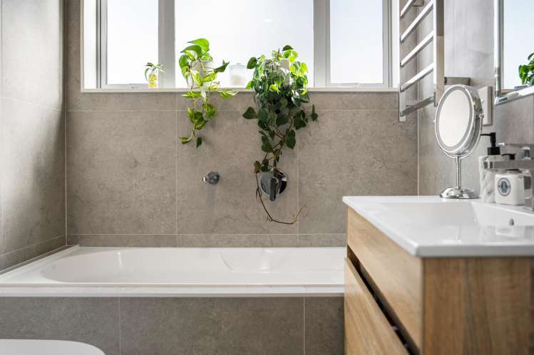 1B Kororo Street Northcote_10