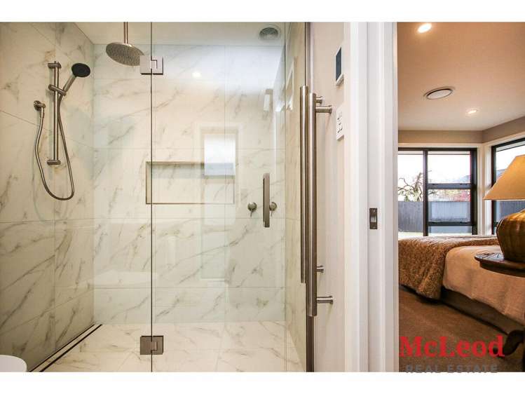 10 Lane Street Allenton_11