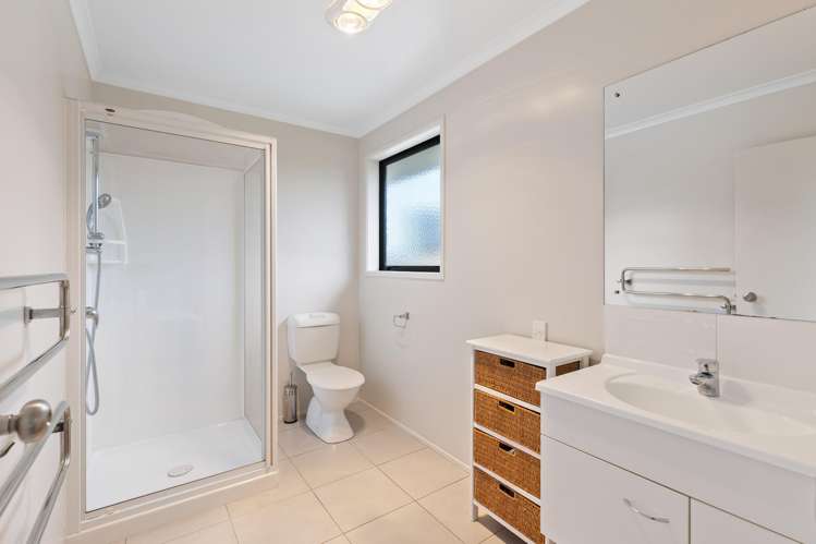 16 Edward Street Grandview Heights_8