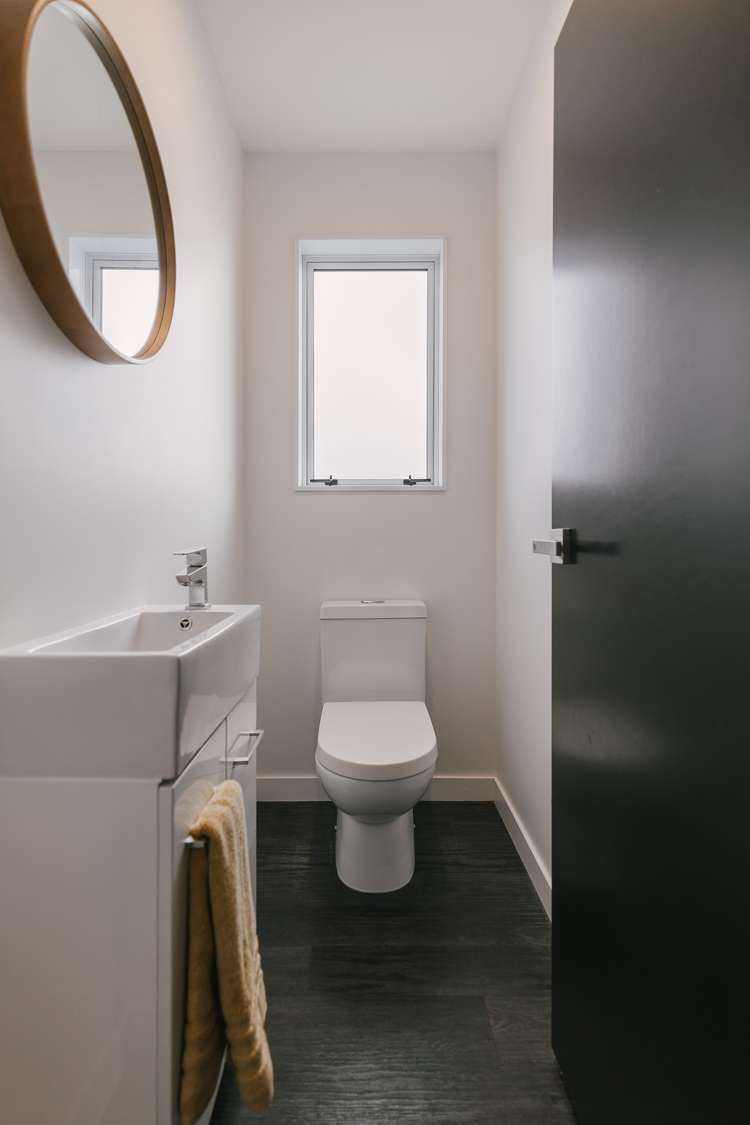 10 Monaco Grove Fitzherbert_23