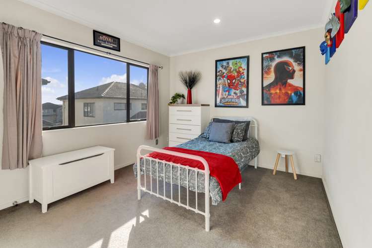 4 Bridgefield Crescent Flat Bush_20