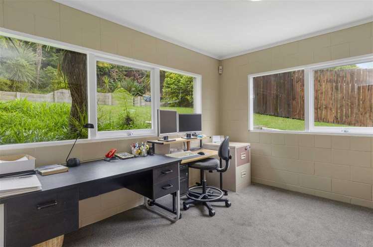 5 Christensen Place Forrest Hill_16