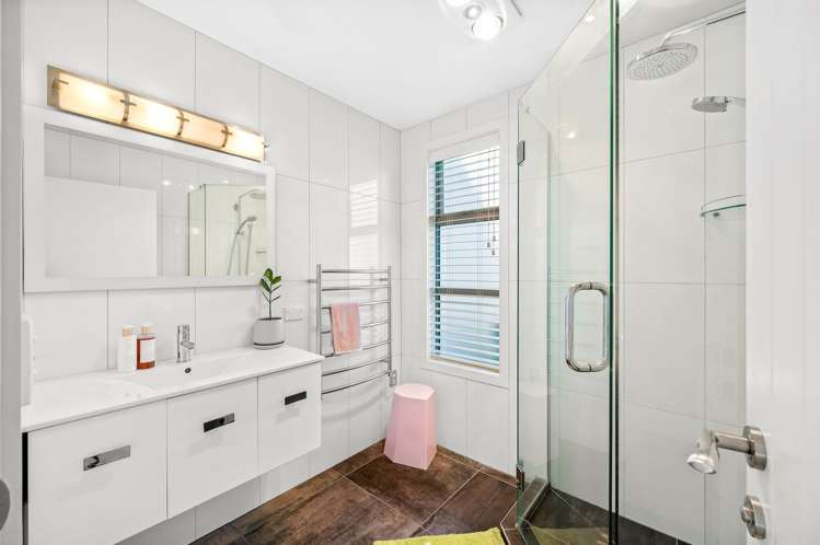 15 Hunt Place Albert Town_19