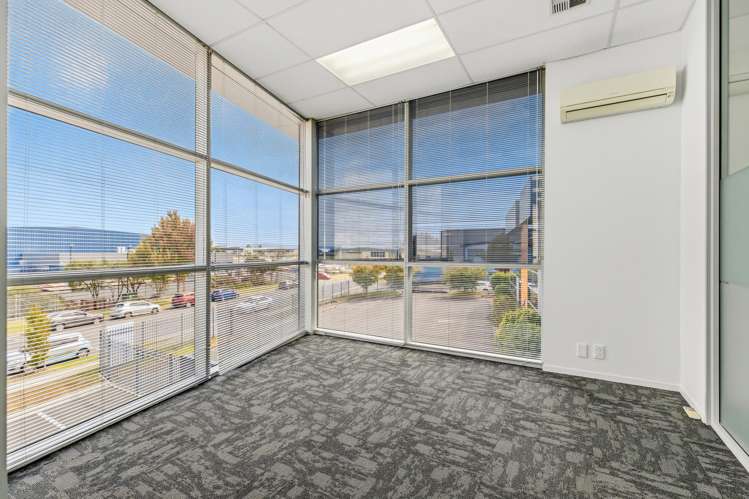 54 The Boulevard Te Rapa_16