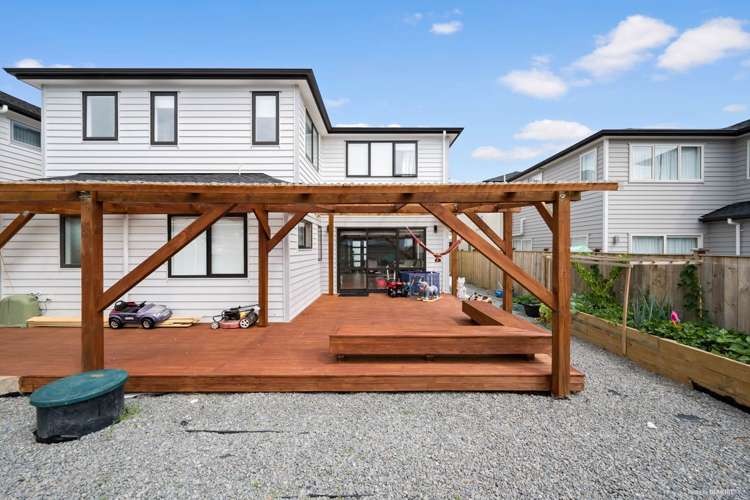 22 Tir Conaill Avenue Flat Bush_4