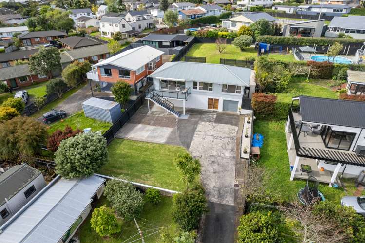 121 Wallace Road Mangere Bridge_14
