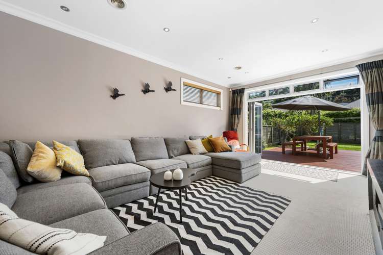 5 Streatlam Crescent Strathmore Park_3