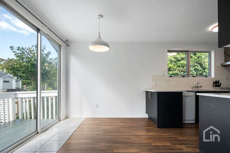 49 Castleton Street Birkdale_6