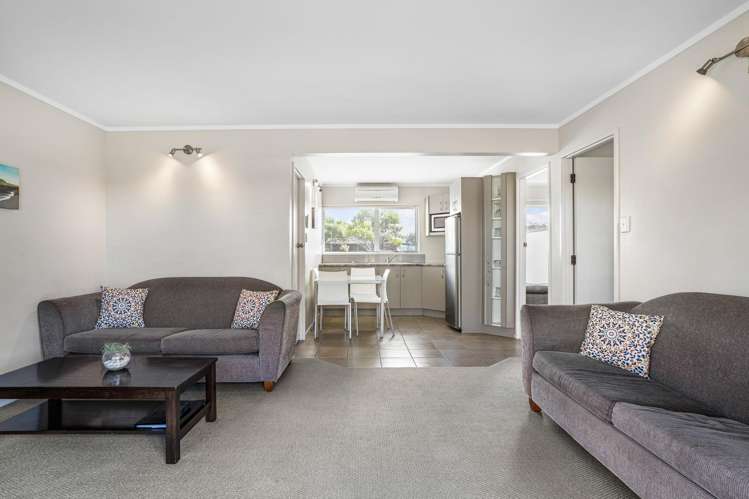 6/415 Port Road Whangamata_7