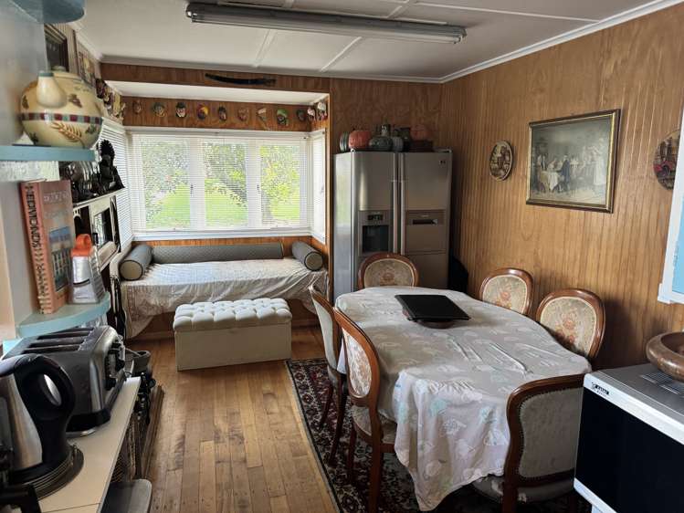 41 Torkar Road Clarks Beach_8