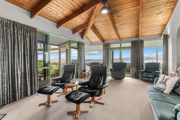 494 Takahiwai Road One Tree Point_9